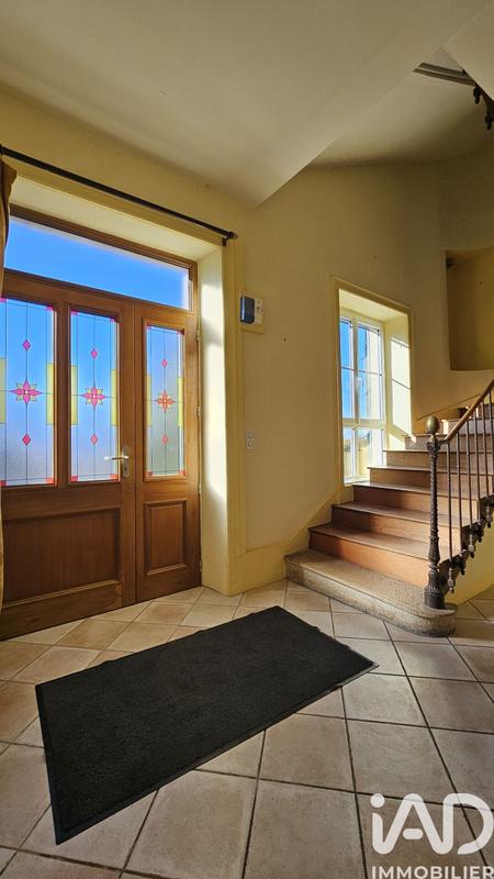 Maison - 197 m² - 8 pièces