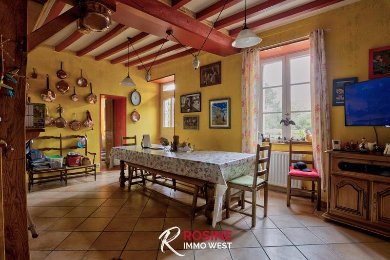 Maison ancienne - 253 m² - 9 pièces