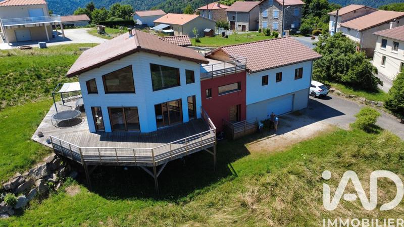 Maison de maîtres - 192 m² - 5 pièces