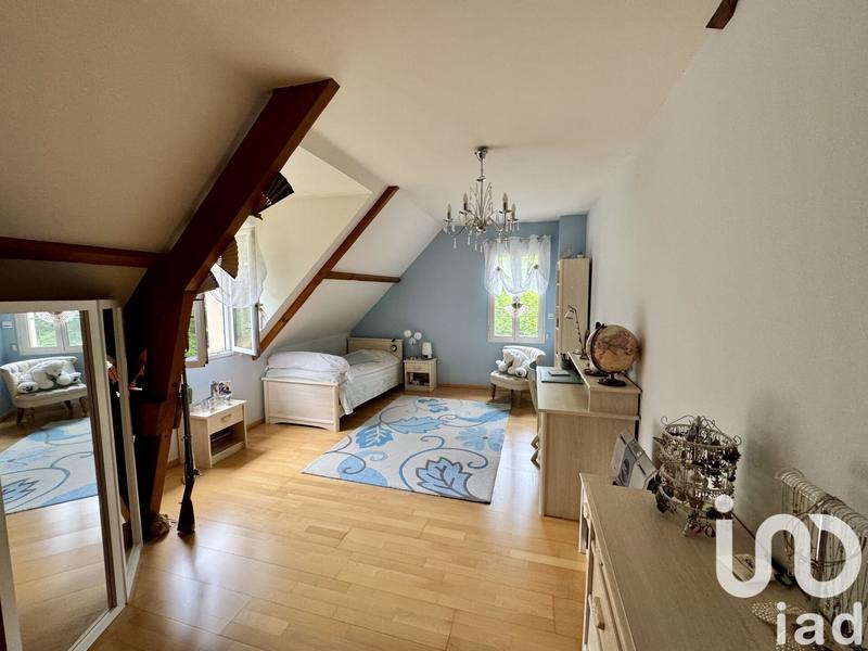 Maison - 273 m² - 7 pièces