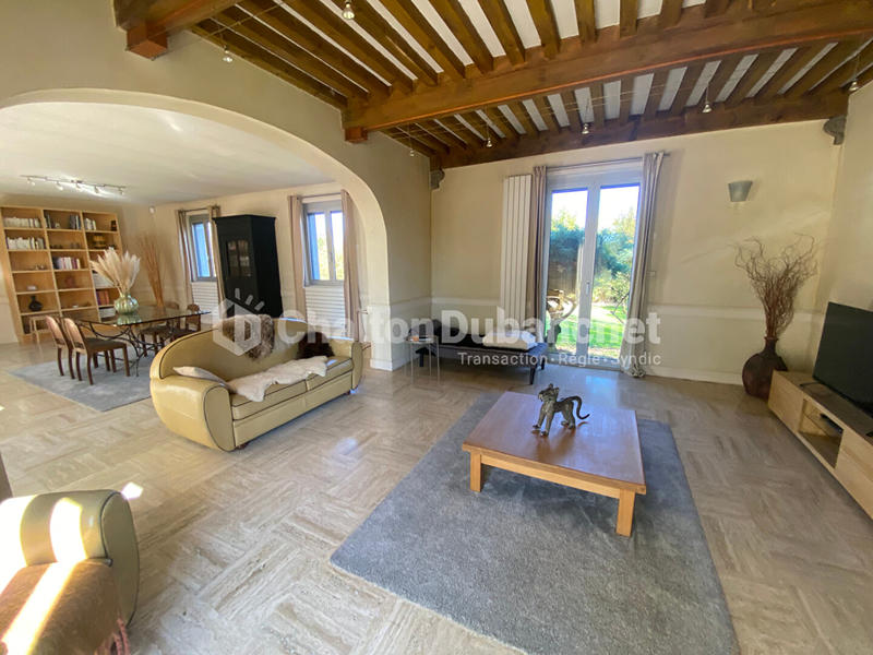 Demeure - 280 m² - 8 pièces