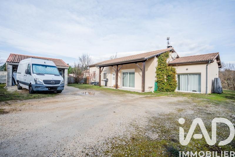 Maison - 161 m² - 6 pièces