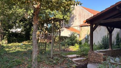 Maison - 142 m² - 7 pièces