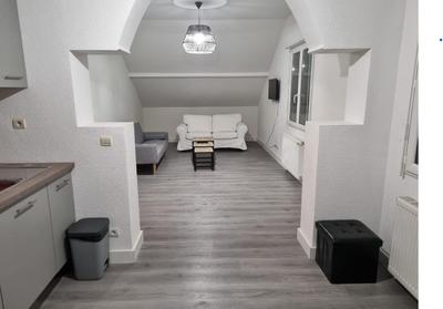 Appartement - 90 m² - 4 pièces