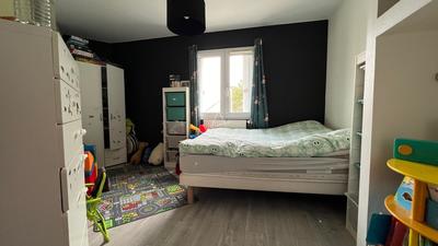 Appartement - 80 m² - 4 pièces