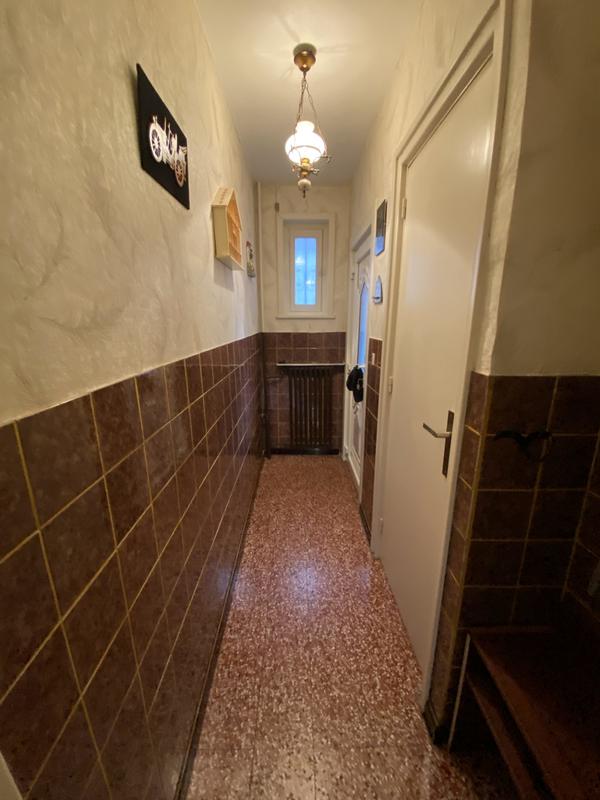 Maison traditionnelle - 85 m² - 4 pièces