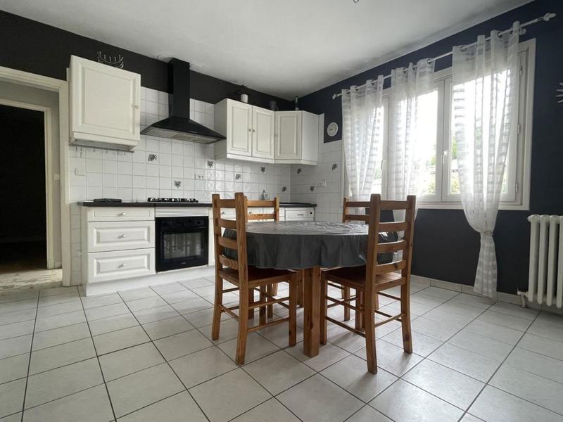 Maison - 140 m² - 4 pièces