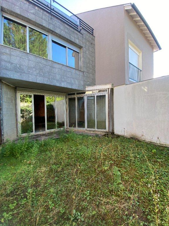 Immeuble - 300 m² - 10 pièces