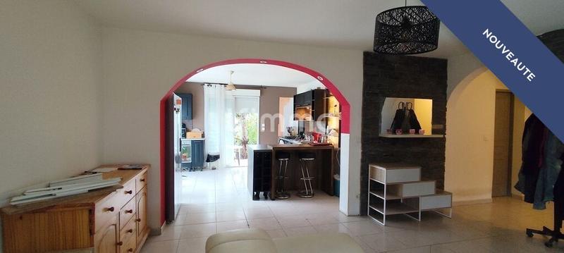 Maison - 254 m² - 10 pièces