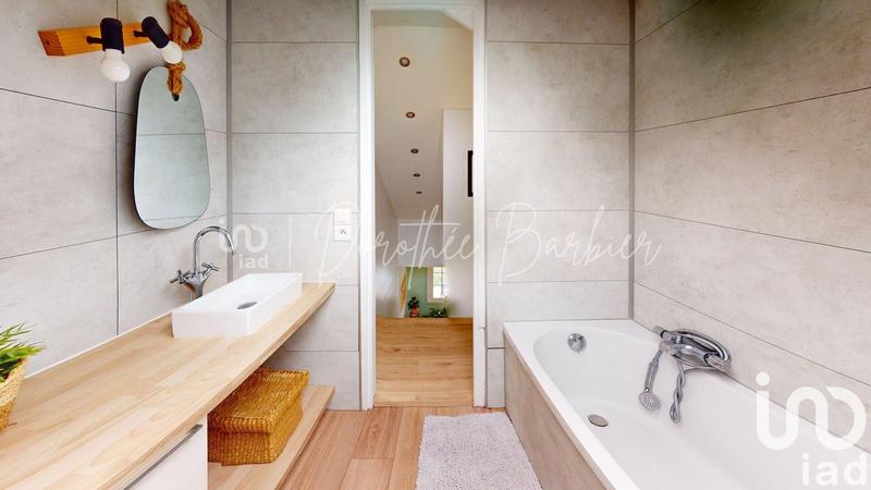 Maison - 103 m² - 6 pièces