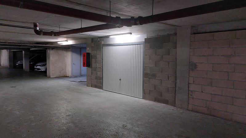 Parking / Garage - 19 m²