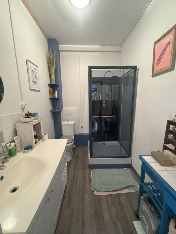 Maison - 212 m² - 9 pièces