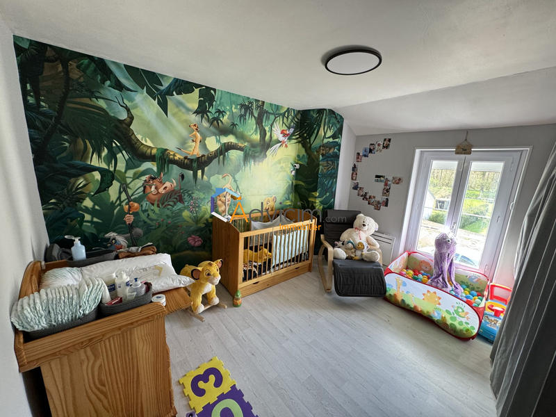 Maison - 93 m² - 4 pièces