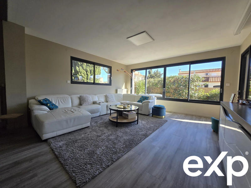 Mas - 536 m² - 16 pièces