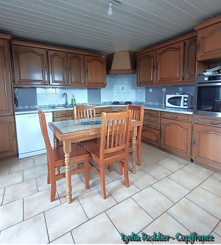 Maison - 143 m² - 6 pièces