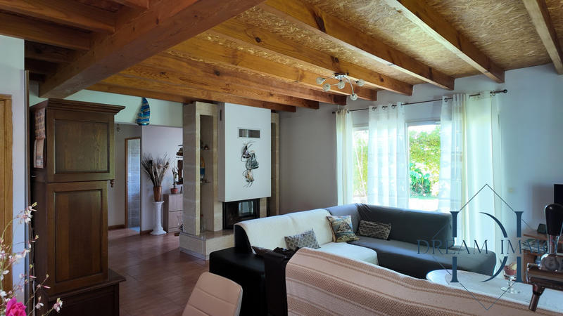 Maison - 92 m² - 3 pièces