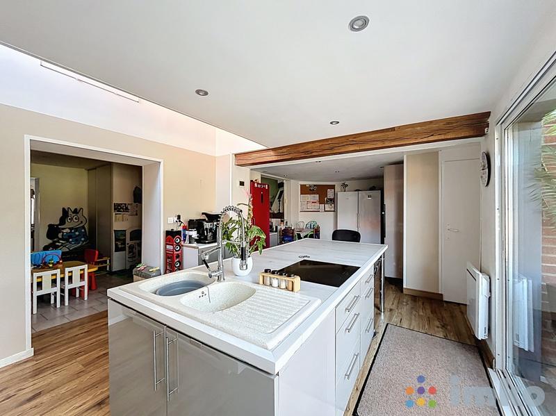 Maison - 163 m² - 5 pièces