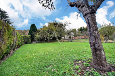 Maison - 191 m² - 8 pièces