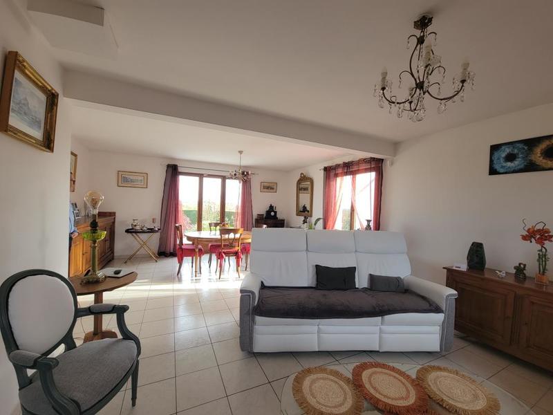 Maison - 142 m² - 5 pièces