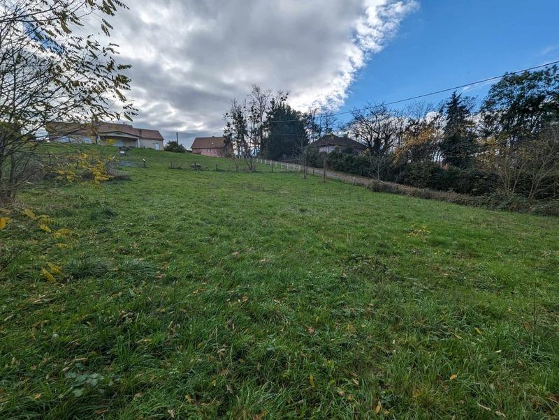 Terrain constructible - 810 m²