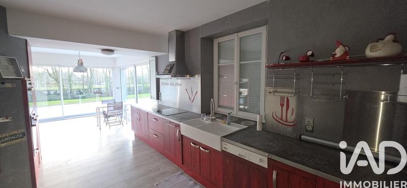 Maison - 226 m² - 8 pièces