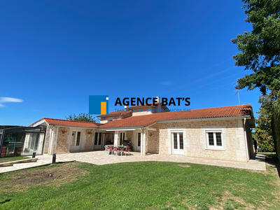Maison - 174 m² - 6 pièces