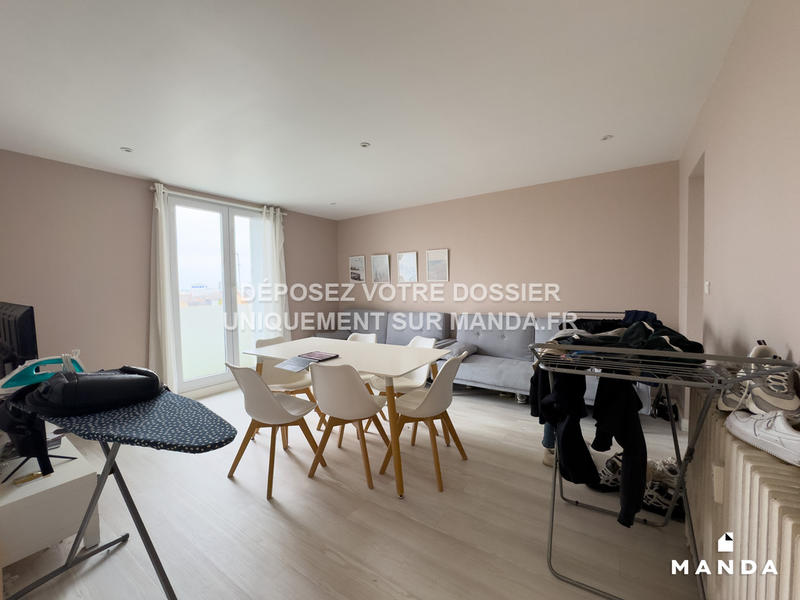 Chambre - 10 m² - 5 pièces