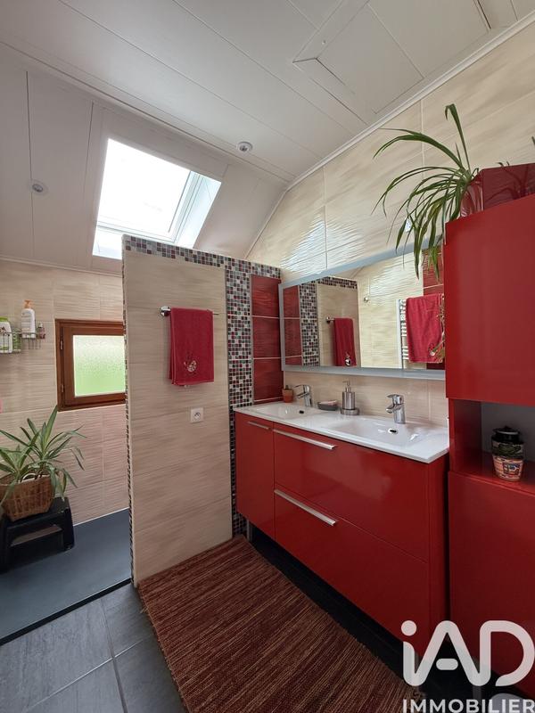 Maison - 102 m² - 5 pièces