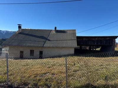 Maison - 250 m² - 6 pièces