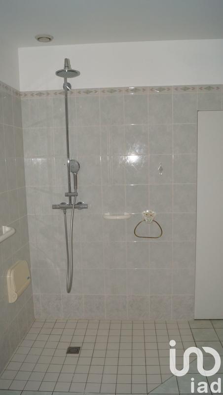 Maison - 236 m² - 8 pièces