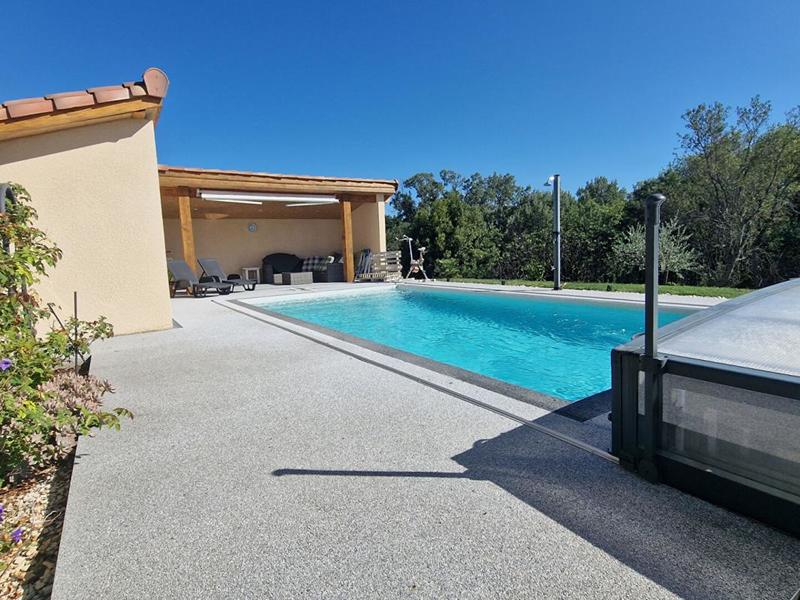 Demeure - 175 m² - 5 pièces