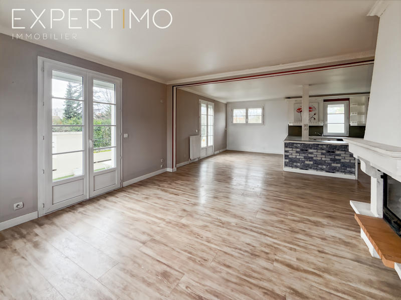 Maison - 106 m² - 6 pièces