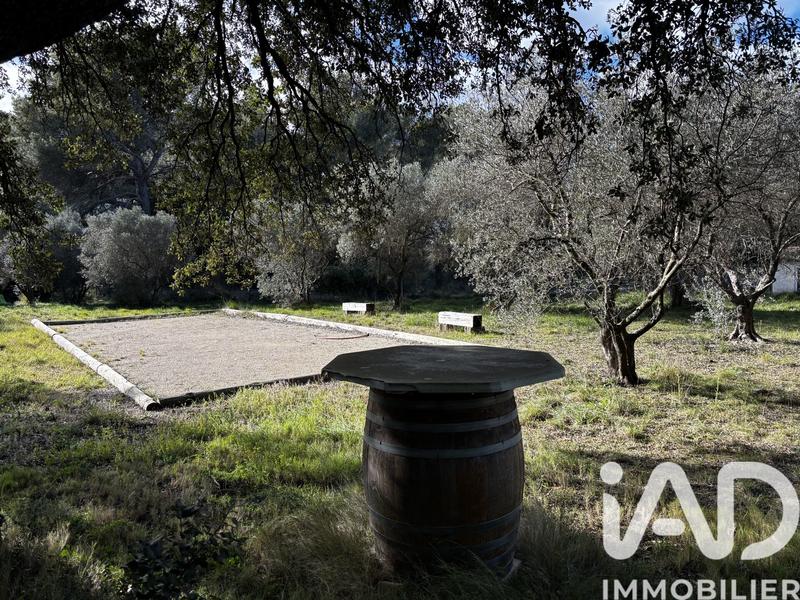 Maison - 233 m² - 6 pièces