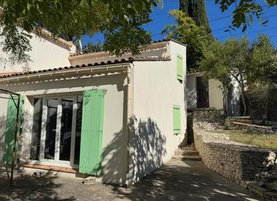 Maison - 105 m² - 3 pièces