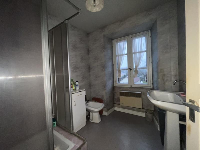 Maison - 80 m² - 5 pièces