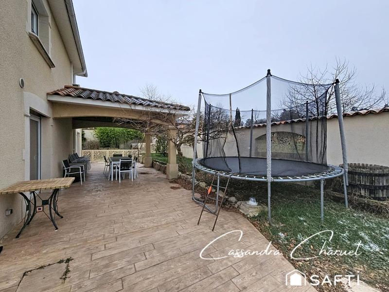 Villa - 174 m² - 6 pièces
