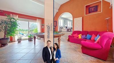Maison - 240 m² - 6 pièces