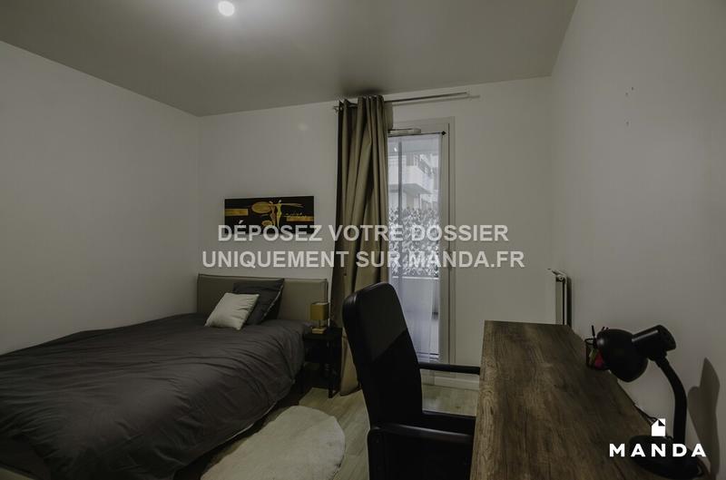 Chambre - 11 m² - 4 pièces