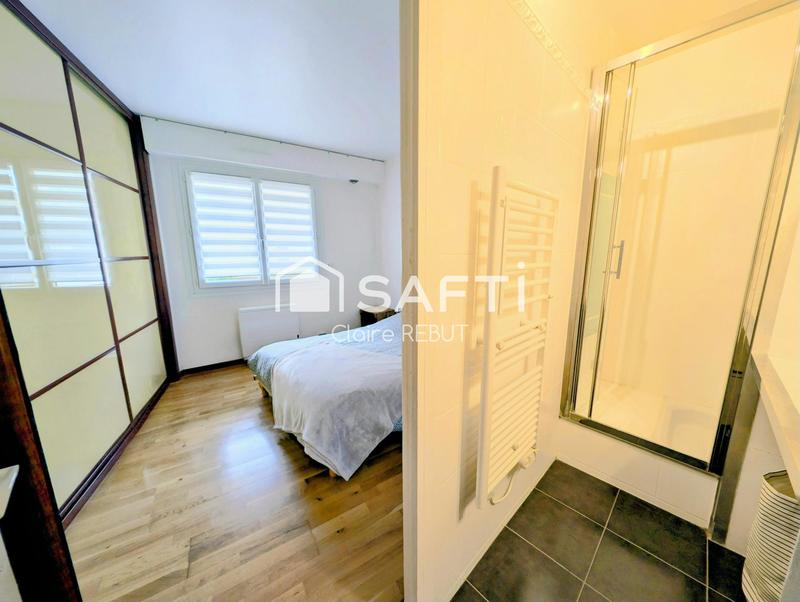 Appartement - 111 m² - 5 pièces