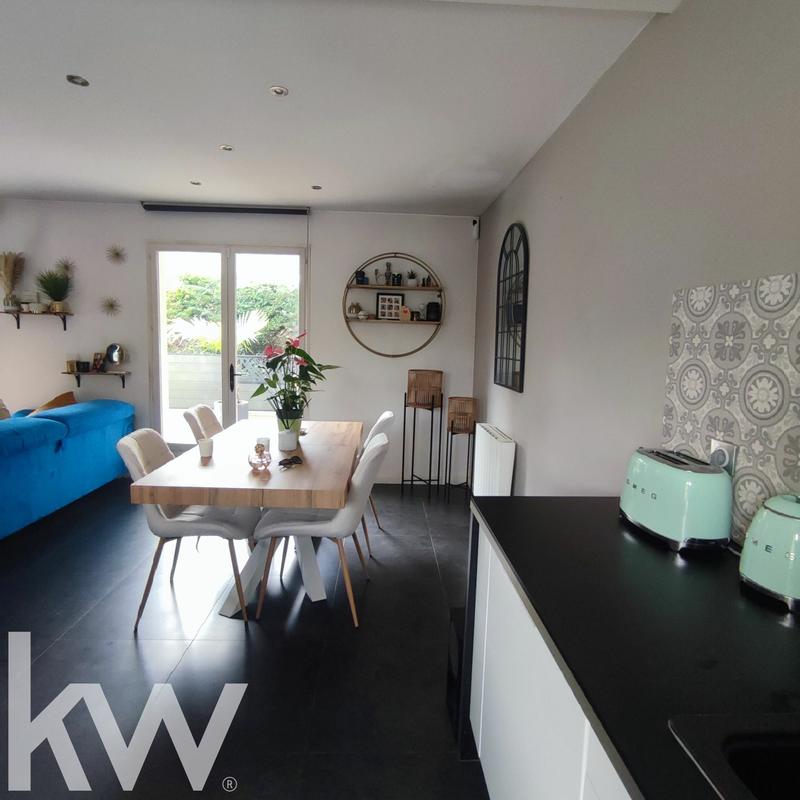 Maison - 86 m² - 6 pièces