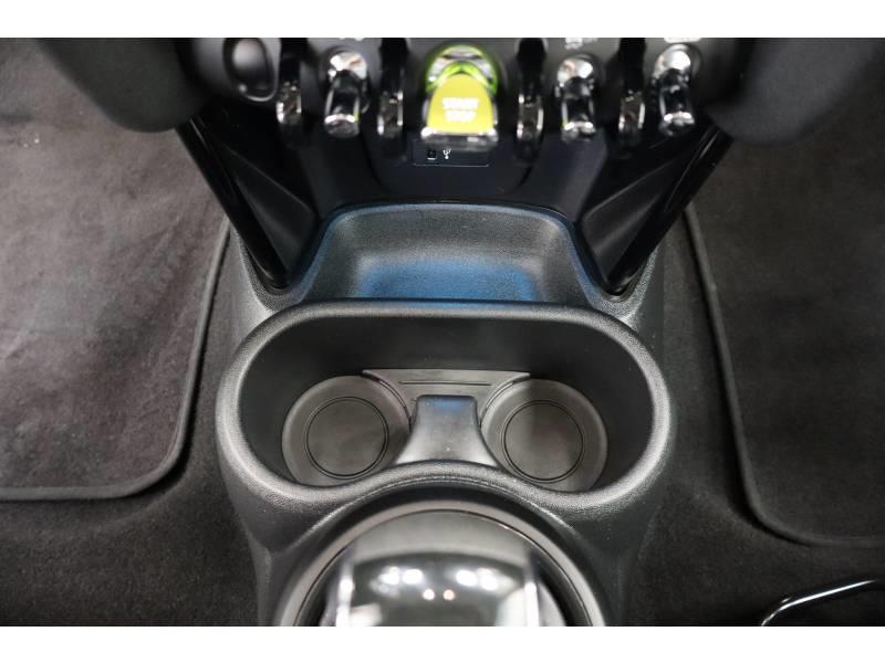 Mini Mini Hatch 3 Portes Cooper se 184 ch Essential