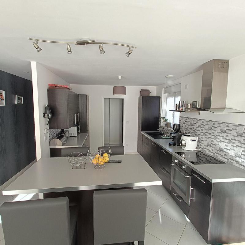 Maison - 160 m² - 6 pièces