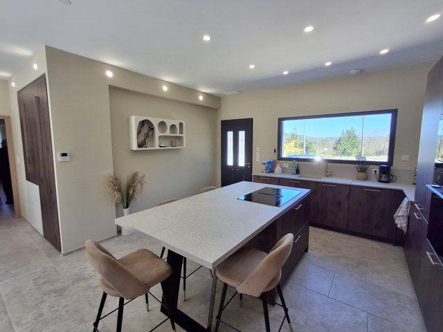 Villa - 138 m² - 8 pièces