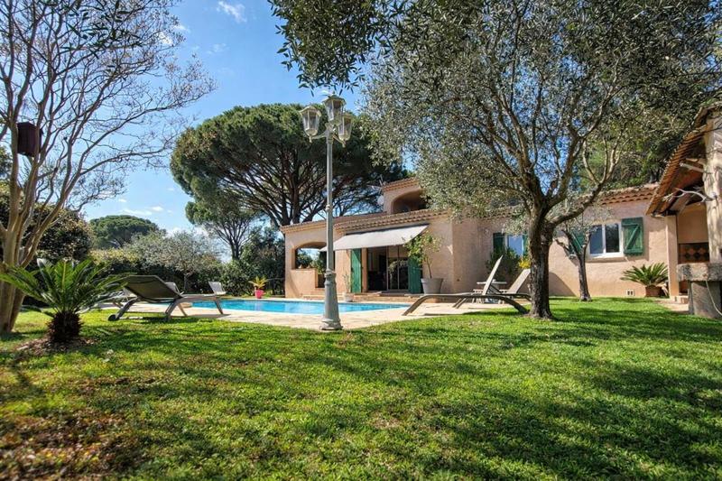Villa - 159 m² - 6 pièces