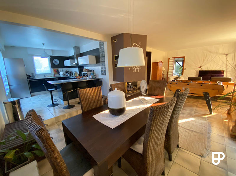 Maison - 172 m² - 7 pièces