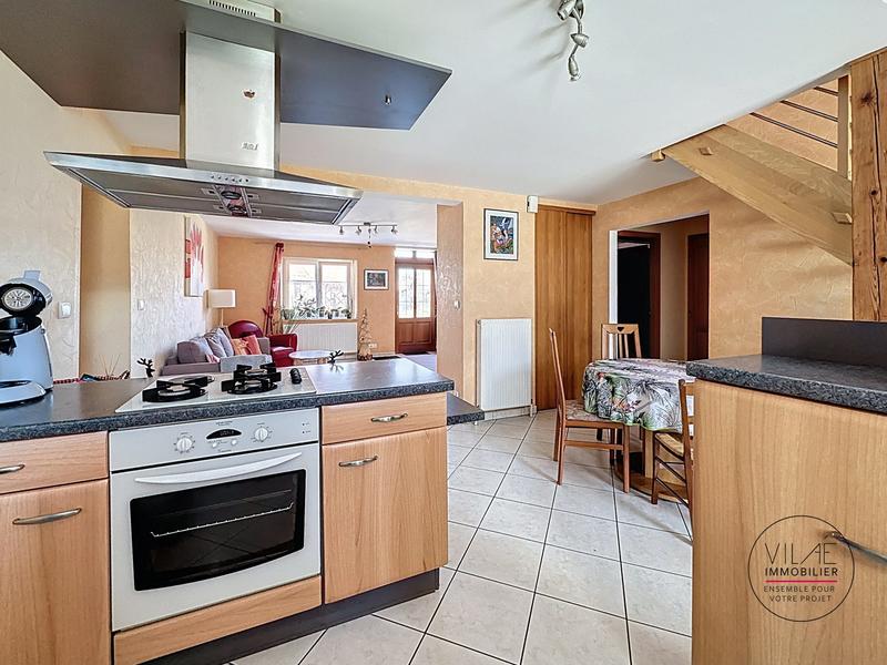 Maison - 177 m² - 8 pièces