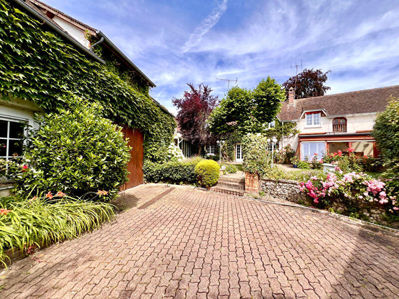 Maison - 174 m² - 6 pièces