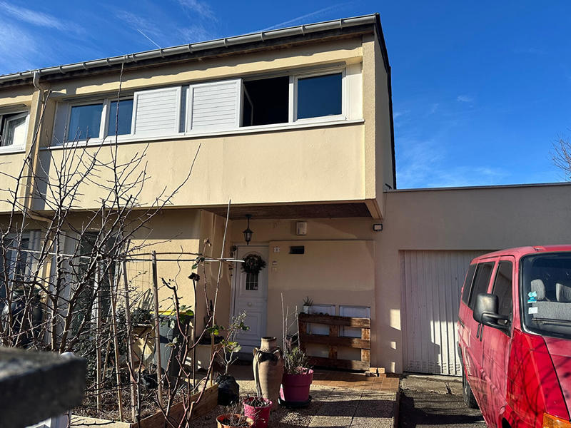 Maison - 84 m² - 4 pièces