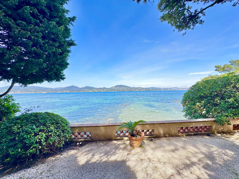 Villa - 325 m² - 7 pièces