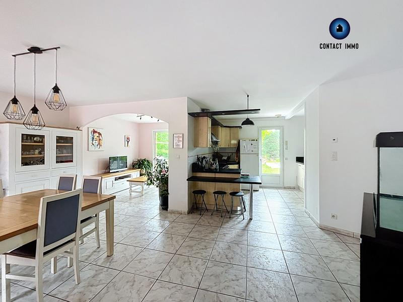 Maison - 98 m² - 5 pièces